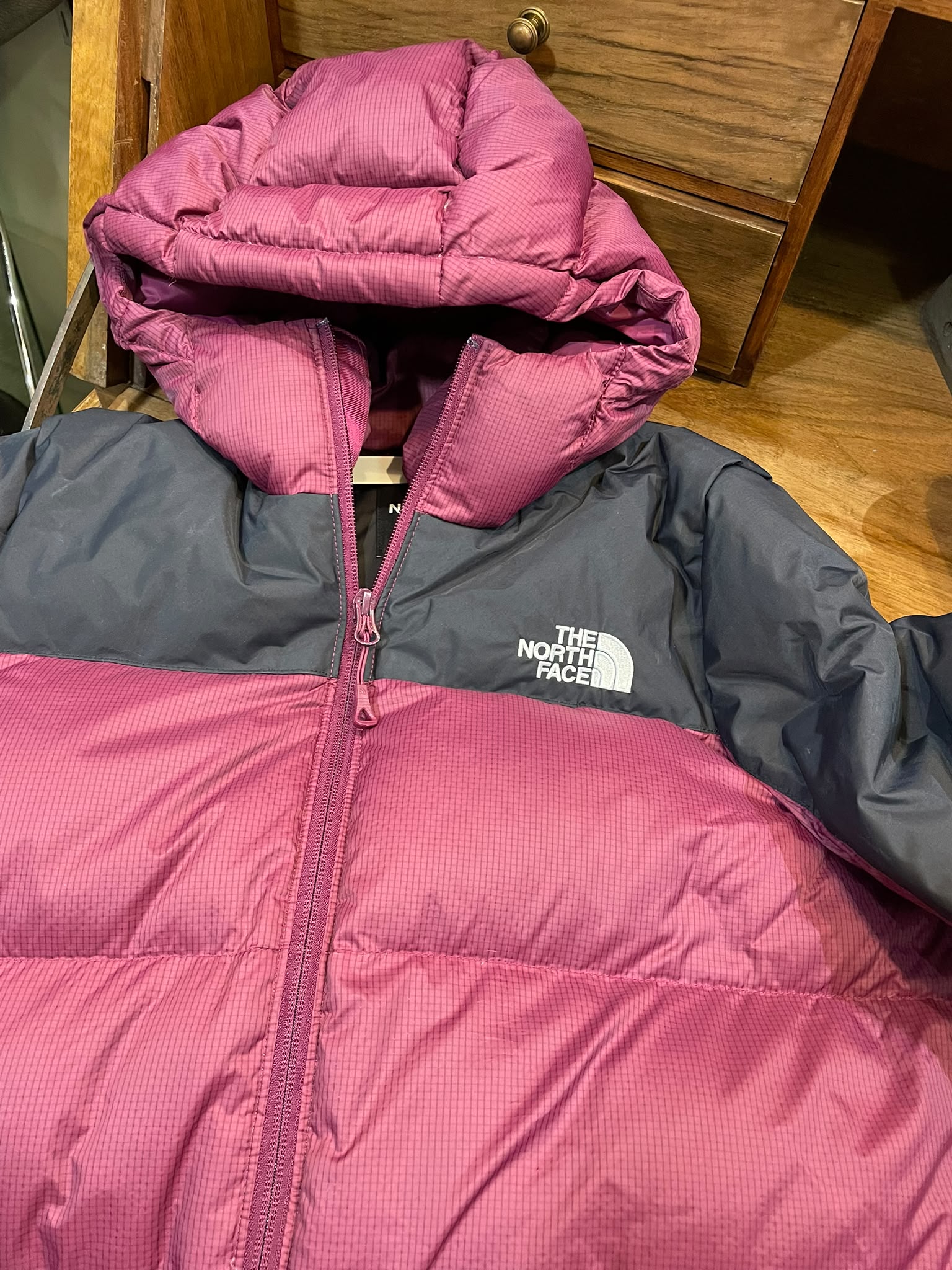 Secondhand Daunenjacke von The North Face in der Boutique am Dorfbach, Altdorf Uri